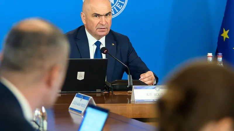 Dezmăț bugetar. Serviciu de stat cu 30 de persoane. Bolojan: Nimeni nu poate spune clar ce lucrează - Foto: Profimedia images