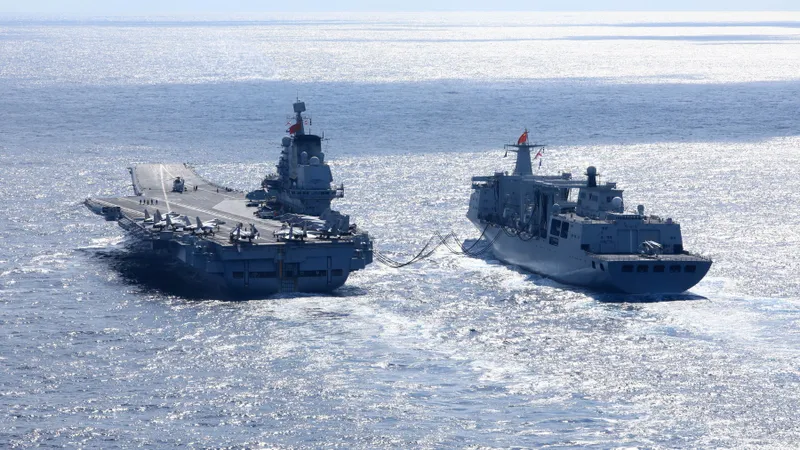 China șicanează cu nave de război Taiwanul și Indonezia. SUA, Canada, Germania stau la pândă  - Foto: Profimedia Images