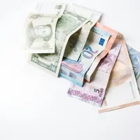 O bancnotă care se află în circulație, extrem de căutată de colecționari. Are chipul unei femei foto: Pexels (fotografie cu caracter ilustrativ)