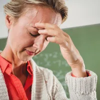 Profesoară, șantajată pentru note mai mari de un elev. Amenința că va publica poze cu fiiica sa - Foto: Profimedia images - Caracter ilustrativ