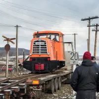 Prima locomotivă de cale ferată îngustă construită și livrată în România în ultimii 31 de ani. / Foto: Asociatia Prietenii Mocanitei, Facebook