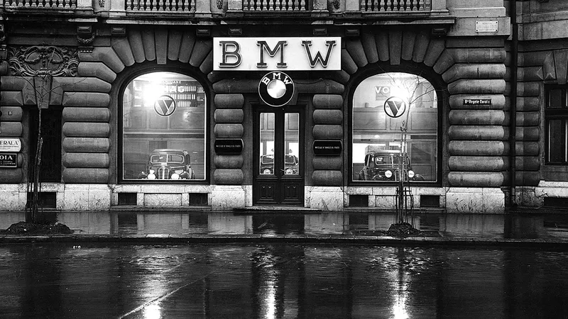 Showroom BMW Universitate interbelic