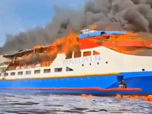 Incendiu pe un feribot. 568 de oameni salvați, 3 morți, inclusiv o femeie însărcinată - Foto: X/@Top_Disaster