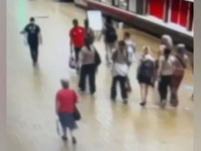 VIDEO Fată de 15 ani din Elveția, agresată sexual în Gara de Nord din București. Individul a fost reținut de polițiști