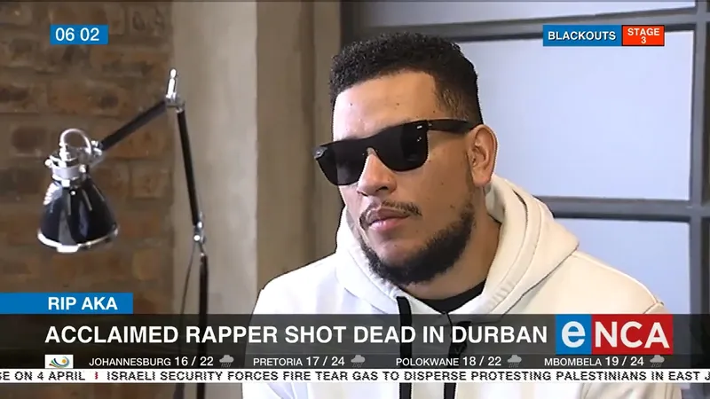 Celebrul rapper AKA, pe numele său real Kiernan Jarryd Forbes, a fost omorât. - Foto: captură video/eNCAnews