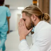 Medicii din România se plâng de românii din diaspora: ”Sunt agresivi, vor consultații gratis” - Foto: Freepik.com (rol ilustrativ)