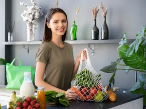 Fructul care ține departe cancerul de colon și reduce inflamația. E plin de vitamina A și de fibre - Foto: Freepik (Imagine cu rol ilustrativ)