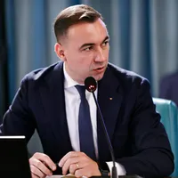 Trei soluții prin care românii vor plăti mai puțin la electricitate. Anunțul Ministrului Energiei - Foto: Facebook/Bogdan Ivan