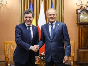 Nicușor Dan a fost primit de premierul Donald Tusc la vizita sa în POlonia - Foto: Profimedia Images