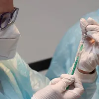Personalul medical din  Ungaria, obligat să se vaccineze din 15 august. Foto Pexels.com