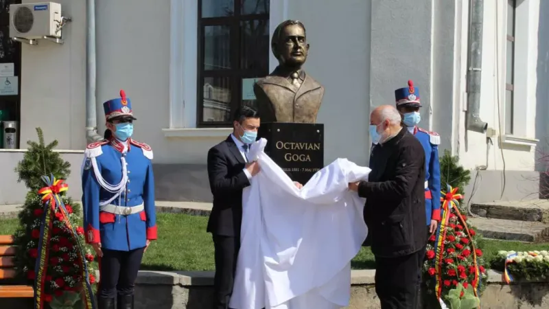 Primarul Chirica a dezvelit bustul lui Octavian Goga /https://www.bzi.ro/
