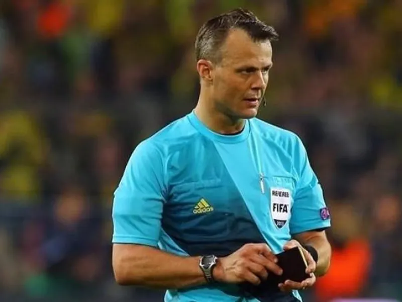 Arbitrul olandez Bjorn Kuipers va arbitra finala Anglia - Italia de la EURO 2020 / newsin