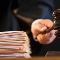 Eliminarea pensiilor speciale: 16 foşti parlamentari își cer banii în instanță. / Foto: europafm.ro