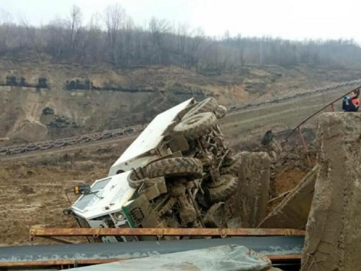 Vehiculul răsturnat la Jilț Sud / Foto: Gorjeanul