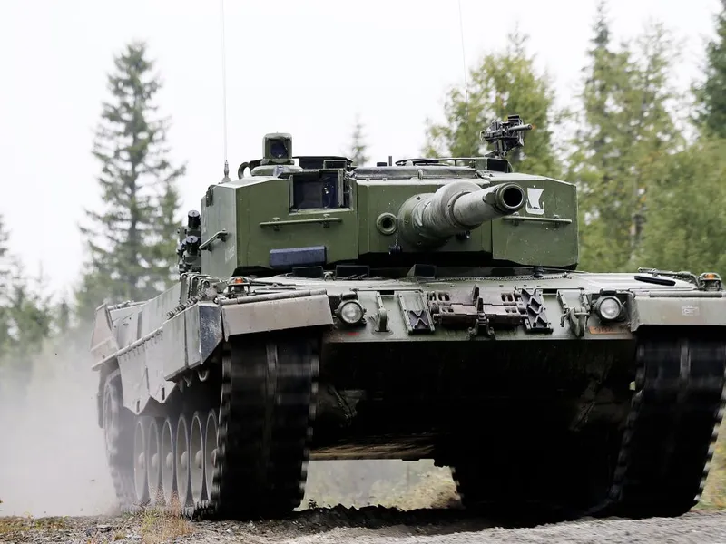 Germania trimite în Ucraina primul transport, cu mult-aşteptatele tancuri Leopard 2 - Foto: Flickr/Metziker