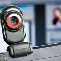 Două persoane din Prahova, reţinute de DIICOT. Au obligat o femeie cu handicap să facă videochat - Foto: Profimedia Images - Imagine cu rol ilustrativ