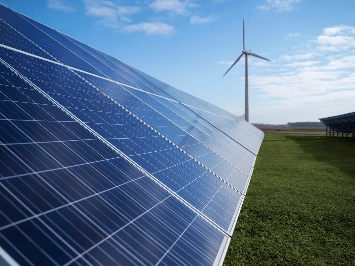 Fabrica de soare a României: 831 de proiecte pentru energie curată și facturi mai mici - FOTO: Freepik (imagine cu rol ilustrativ)