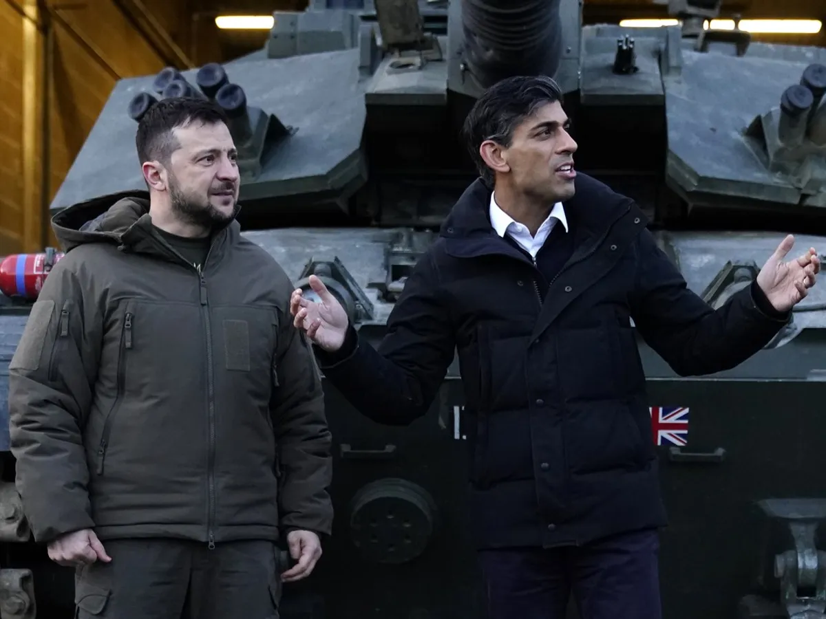 Rishi Sunak: „Tancurile britanice Challenger vor fi operaţionale „luna viitoare” în Ucraina” - FOTO: Profimedia