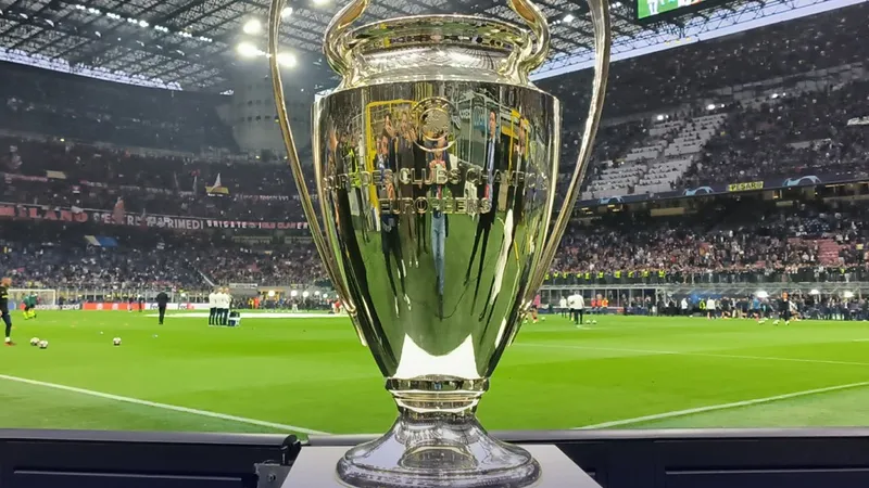 Trofeu Champions League. (Poză cu rol ilustrativ. Foto: Facebook / UEFA Champions League)