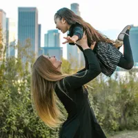 Din ce în ce mai puține românce alăptează- Foto: PEXELS PHOTOS/MART PRODUCTION