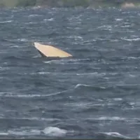 O barcă de pescuit s-a scufundat în Lacul Siutghiol din Mamaia - Foto: ISU Constanța