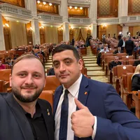 George Simion îl vrea șef la CJ Maramureș pe un deputat care nu are casă, dar știe să bată tobele - Foto: Facebook/Darius Pop