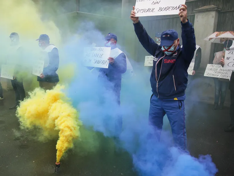 Publisind protestează luni în faţa Ministerului Muncii/FOTO: Inquam Photos/Octav Ganea