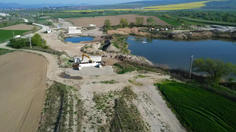 Reabilitarea liniei de tren Brașov–Sighișoara: 27%, după 3,5 ani, pe sectorul Brașov-Apața - Foto: Facebook/Asociația Pro Infrastructură