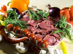 Vegetarieni vs carnivori: cine mănâncă mai multe produse ultraprocesate - Foto: Pixabay (imagine cu rol ilustrativ)