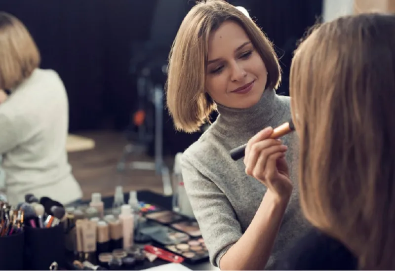 Makeup artist - Foto: freepik