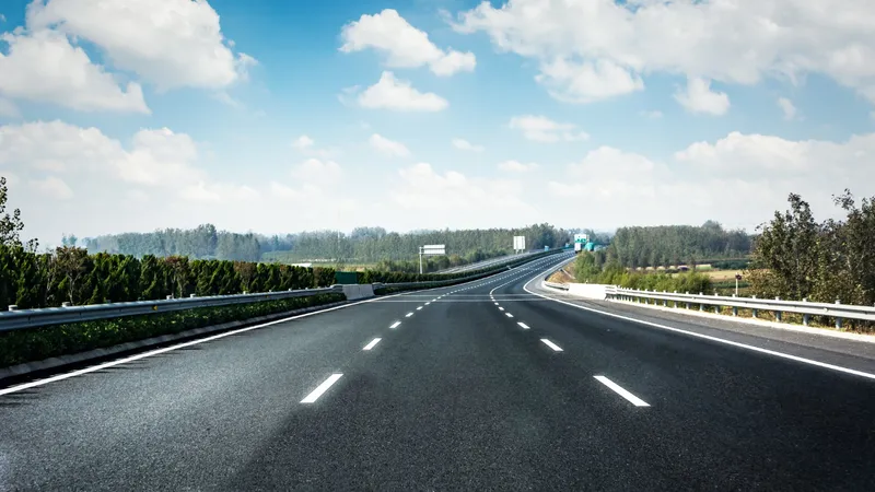 Șoseaua de mare viteză care înconjoară Capitala va fi deschisă complet. Traficul va fi mai fluidizat Foto: Freepik (fotografie cu caracter ilsutrativ)