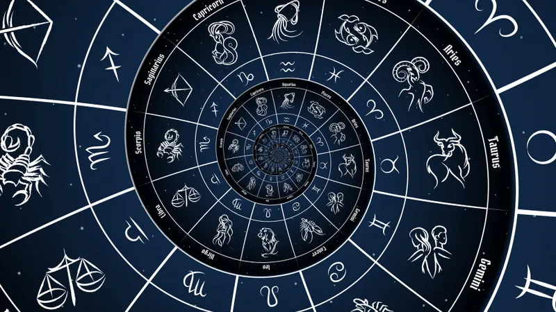 HOROSCOP, luna decembrie. Cine are parte de bani și noroc în dragoste - Foto: Profimedia Images
