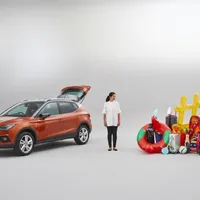 Mașina de ”test” este un Seat Arona, un crossover compact cu un portbagaj de 400 de litri.