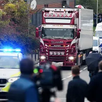 În octombrie 2019, treizeci şi nouă de persoane - 31 de bărbaţi şi 8 femei - au fost găsite decedate într-un parc industrial în apropiere de Londra, într-un camion frigorific/FOTO: Getty