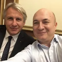 Fotografia postată de Codrin Ștefănescu la postarea în care-și anunță sprijinul pentru Teodorovici