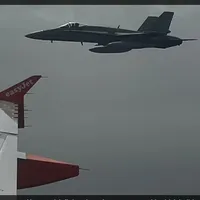 Momentul șocant când un zbor easyJet britanic este interceptat de avioane de luptă spaniole/foto: twitter