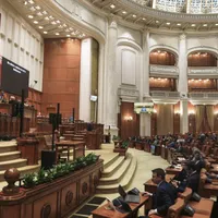 Şedinţa comună de plen a Camerei Deputaţilor şi Senatului, pentru votarea moţiunii de cenzură - Foto: INQUAM PHOTOS/Mălina Norocea