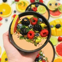 Cât s-au scumpit fructele proaspete, conservele de legume şi serviciile poştale din România - Foto: Pexels/Jane Trang Doan