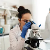 Vaccinul anti-COVID care ar oferi imunitate 17 ani se află deja în teste clinice Foto: Edward Jenner/ pexels.com