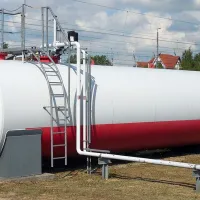 Tanc container cu motorină - Foto: Pixabay/succo