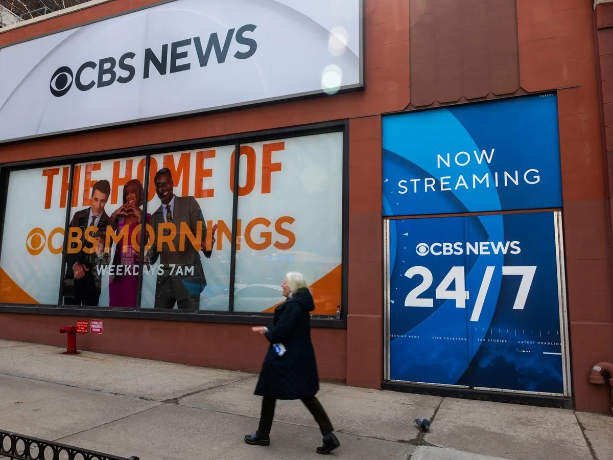 Postul de radio CBS News se închide după aproape 100 de ani. A transmis live Debarcarea din Normandia în 1944