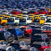 Industria auto în 2022: mașinile, mai scumpe, vor continua să ajungă greu la cumpărători