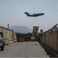 Ultimul avion militar american a decolat de la Kabul. FOTO: Twitter