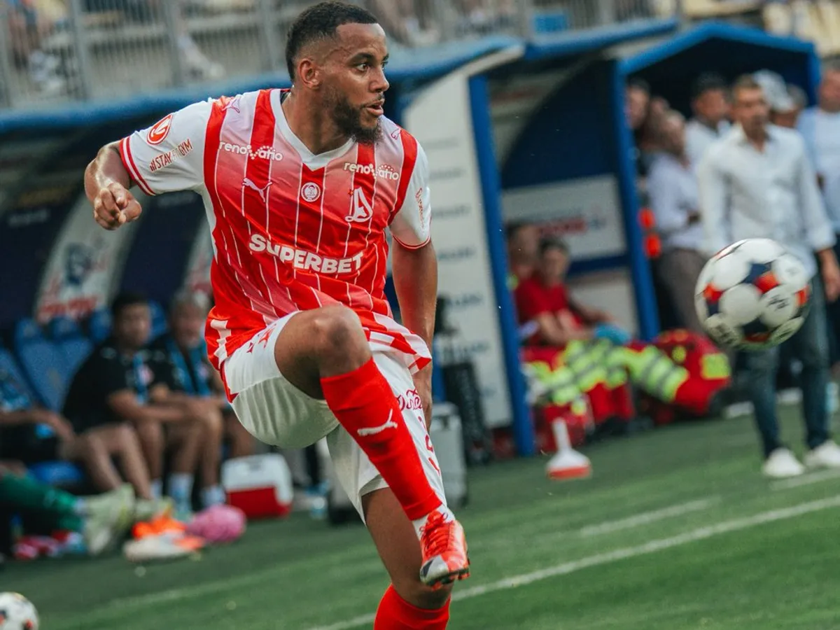 Echipa de fotbal Dinamo a dat afară 4 jucători. Încă unul a plecat prin transfer. Despre cine e vorba?