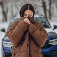 E frig și pornești mașina lasând-o să se încălzească? E bine sau rău? Ce spun specialiștii - Foto: Freepik.com - Imagine cu rol ilustrativ