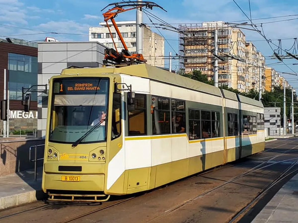 STB spune că Primăria Sectorului 5 e vinovată de deraierea tramvaielor pe linia 32/FOTO: Facebook/STB