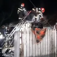 Doi oameni au murit după ce un incendiu devastator le-a cuprins întreaga locuință - FOTO: YouTube/Ziaruldeiasi