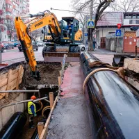 Peste 780 de locuințe din Capitală, fără apă caldă. Termoenergetica anunță lucrări în 4 Sectoare - Foto: Facebook/Nicusor Dan.