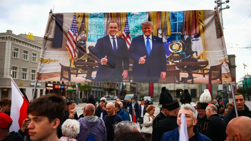 Naționalist-conservatorul Karol Nawrocki a fost susținut de Donal Trump Foto: profimediaimages.ro