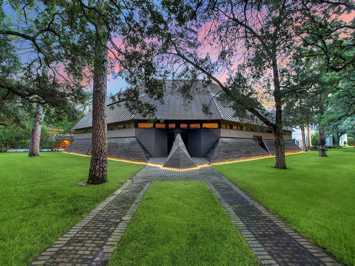 Casa Darth Vader, vândută cu 3.400.000 $